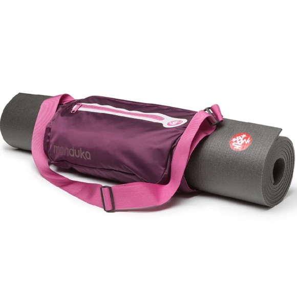 manduka go play yoga mat carrier